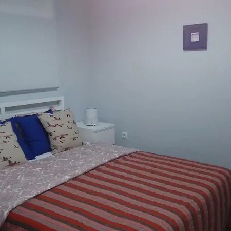 Apartament's Veiga Areeiro 게스트하우스