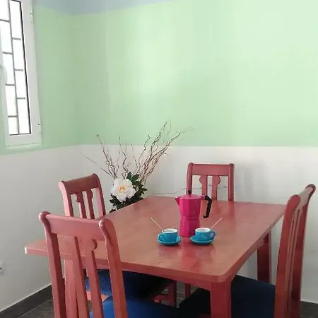 Konukevi Apartament's Veiga Areeiro *